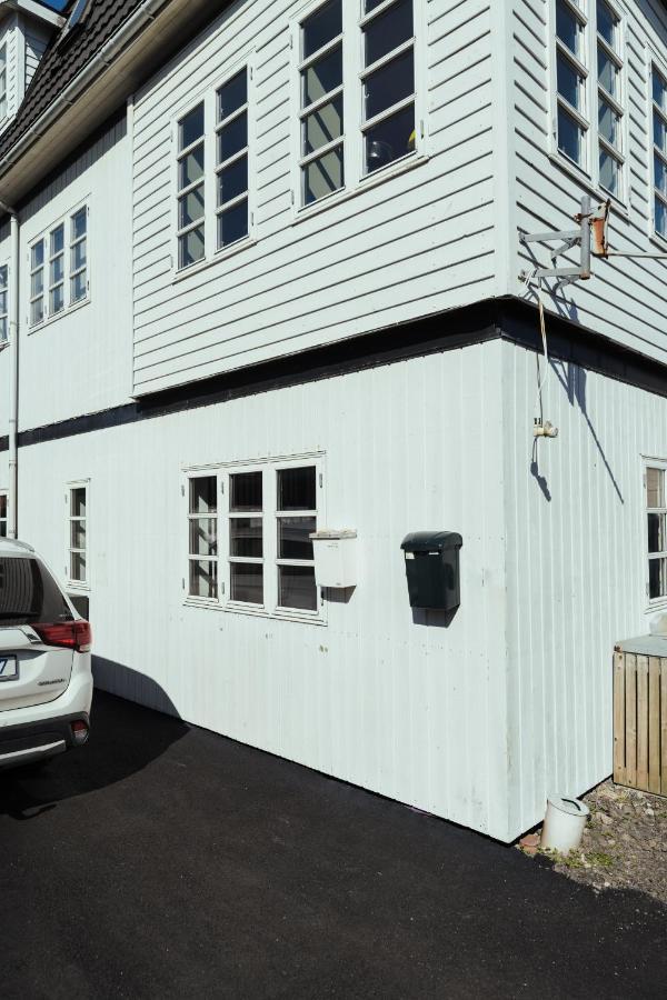 1 Bedroom Apartment / Central / Torshavn Luaran gambar